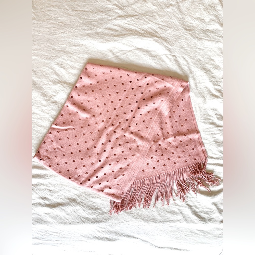 Banana Republic Oversized Wool Shawl/Scarf.  70 in by 28 in. Laser Cut Detail.